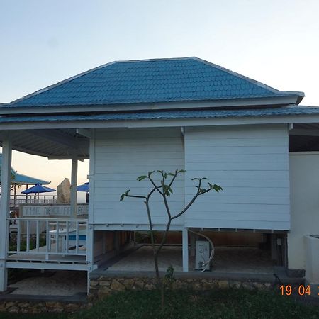 Cliff Park Lembongan Hotel Kültér fotó