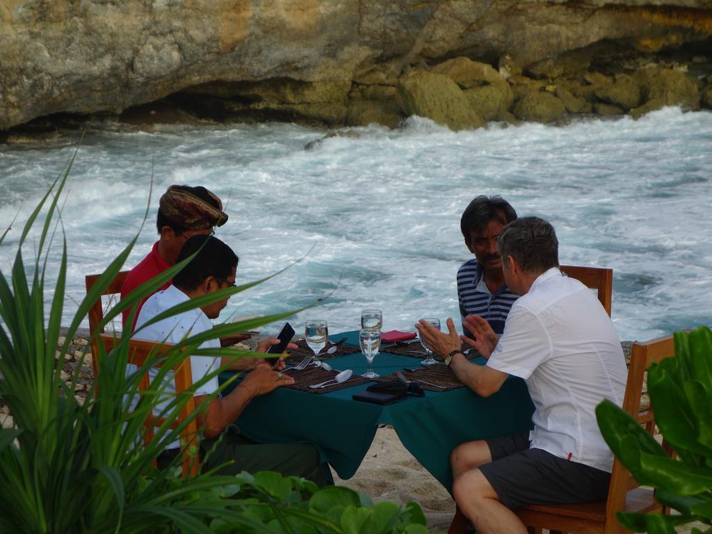 Cliff Park Lembongan Hotel Kültér fotó